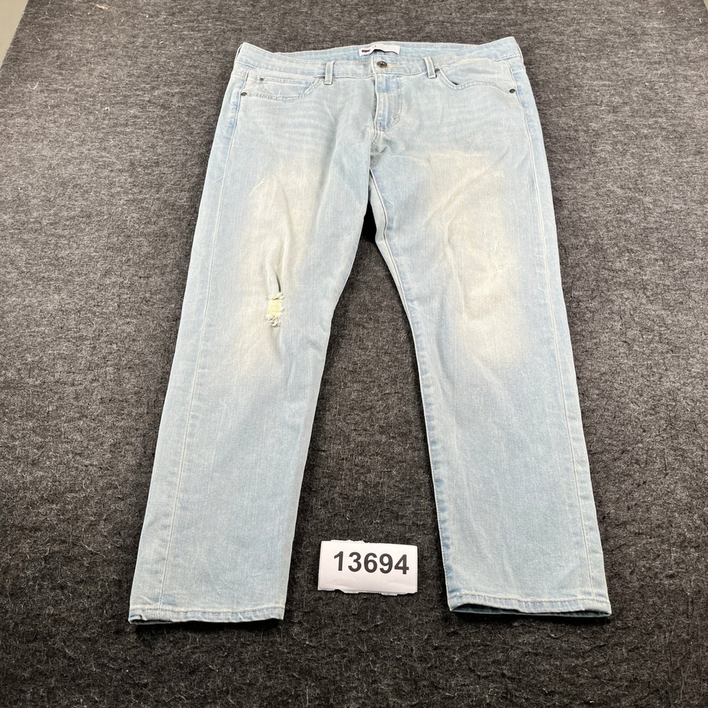 Levi's Jeans Womens 14M Light Blue Denim Cotton Stretch 5 Pockets Straight Leg